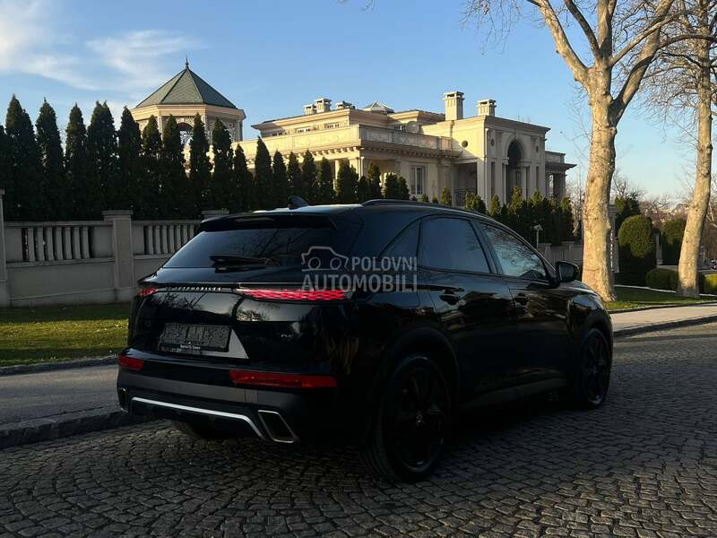 DS 7 Performance Line 300