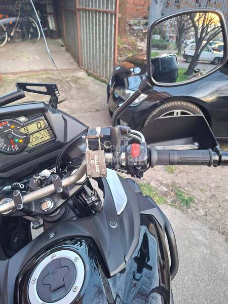 Suzuki V storm 650