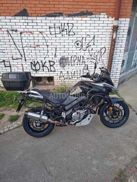 Suzuki V storm 650