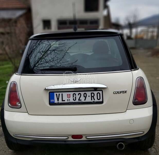 MINI Cooper 