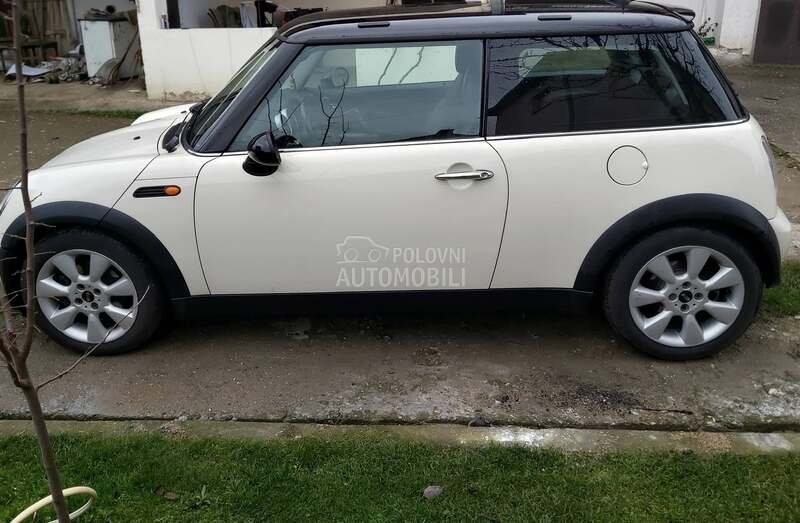 MINI Cooper 