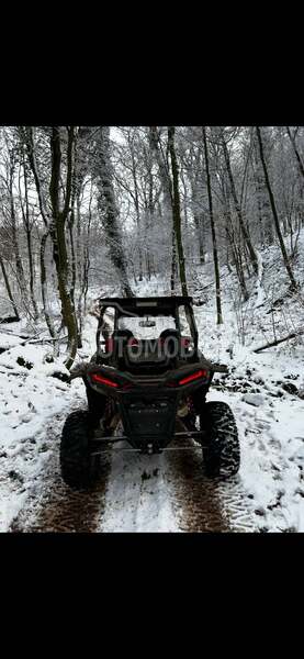 Polaris Rzr xp 1000