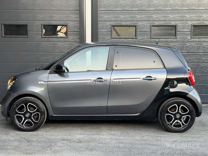 Smart ForFour 1.0