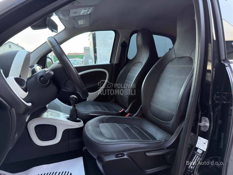 Smart ForFour 1.0