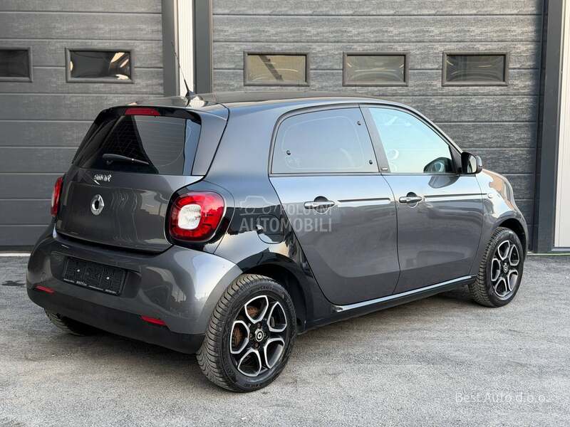 Smart ForFour 1.0