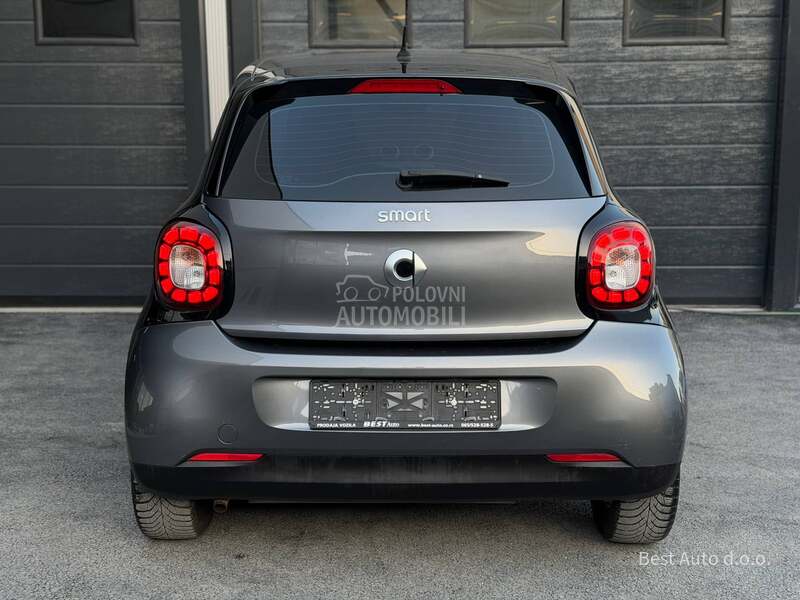 Smart ForFour 1.0