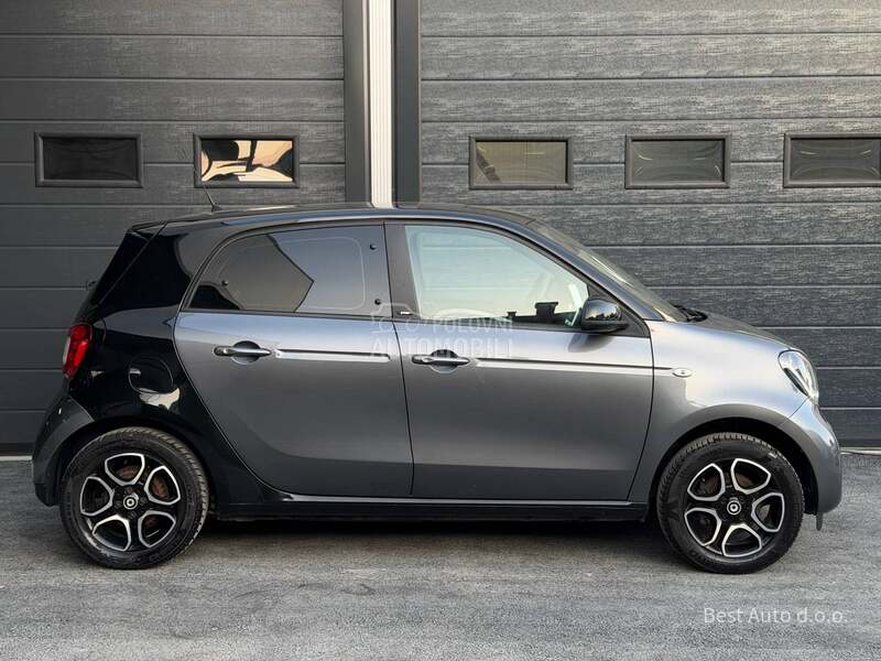 Smart ForFour 1.0