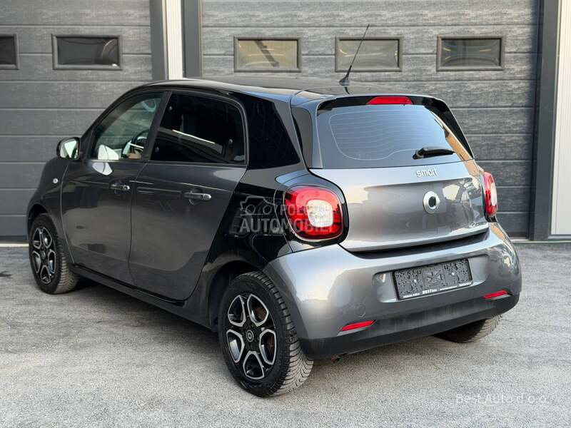Smart ForFour 1.0