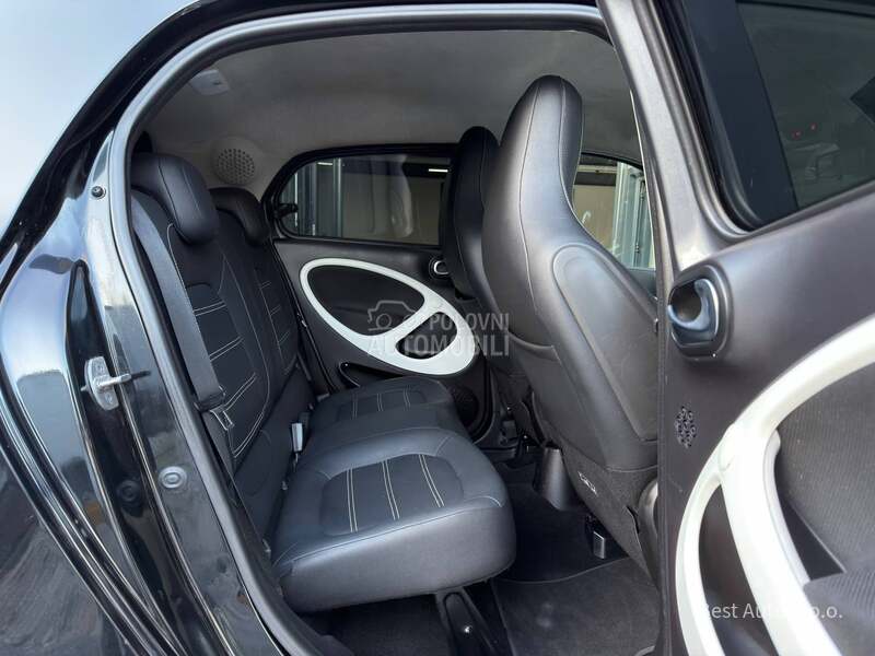 Smart ForFour 1.0
