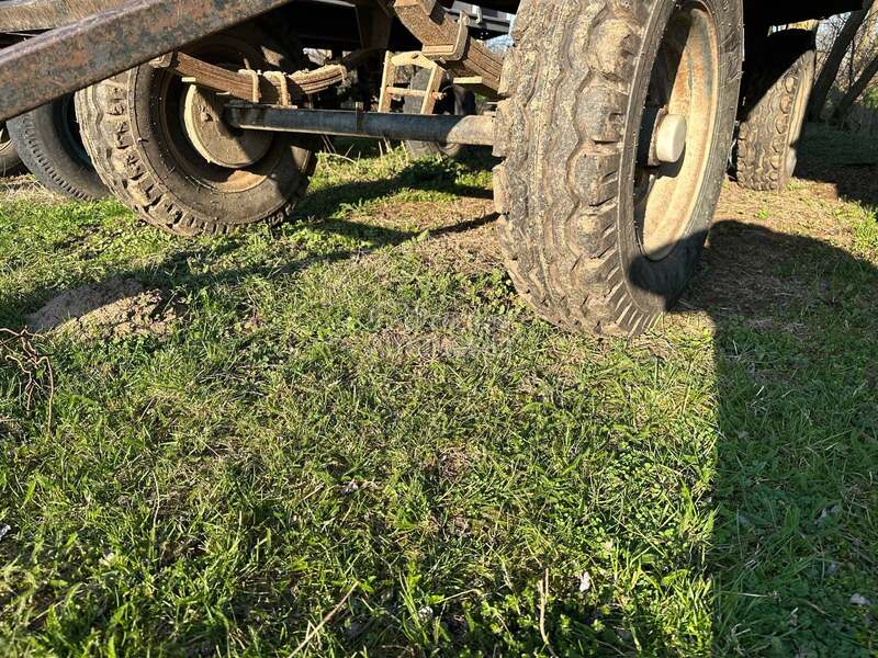 Kikinda 4 t više prikolica