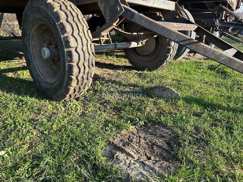 Kikinda 4 t više prikolica