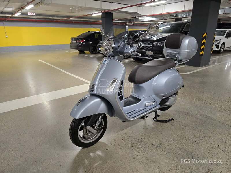 Vespa GTS 300 Hpe
