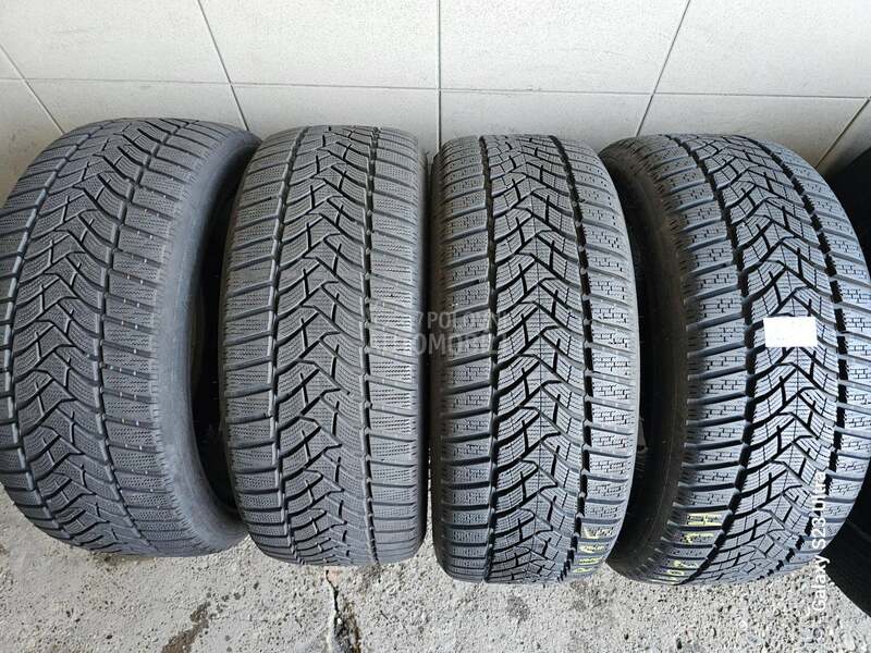 Dunlop 225/45 R18 Zimska
