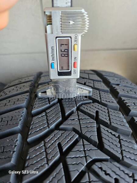 Dunlop 225/45 R18 Zimska