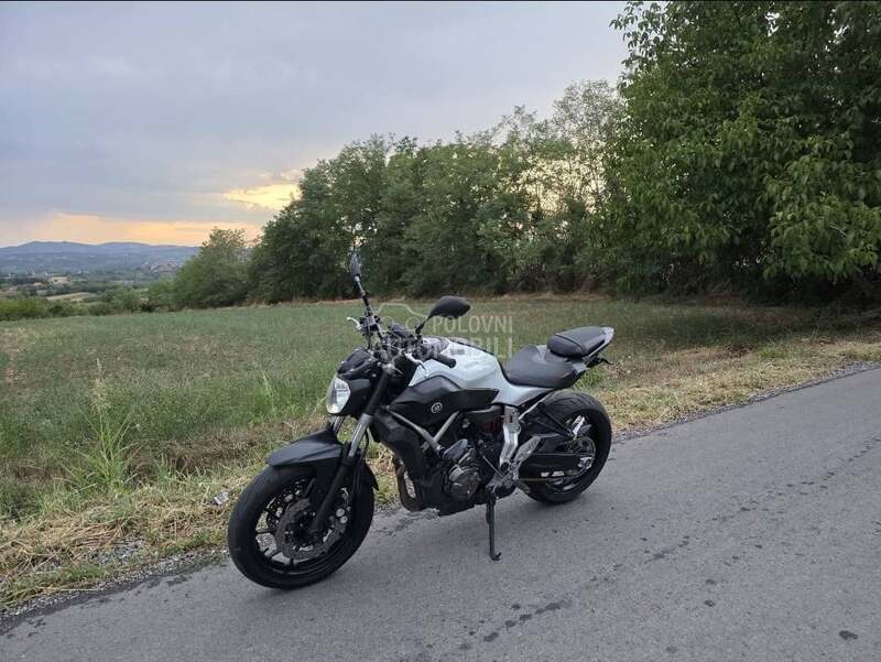 Yamaha MT07