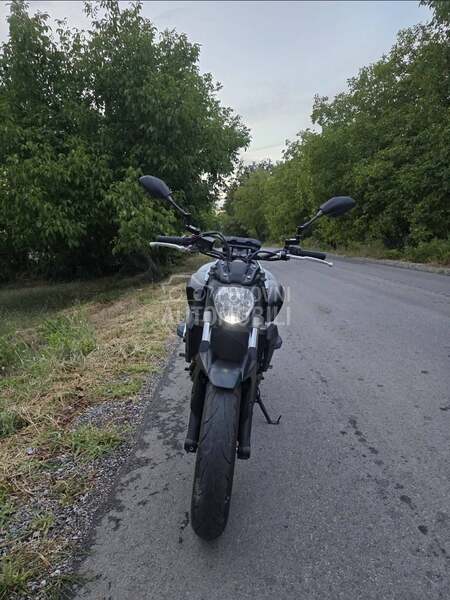 Yamaha MT07