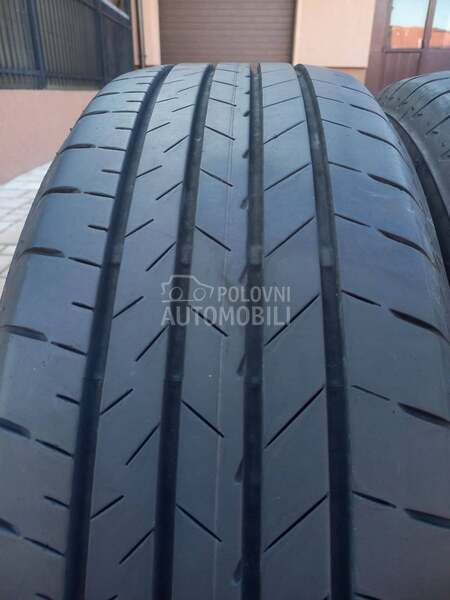Bridgestone 225/60 R18 Letnja