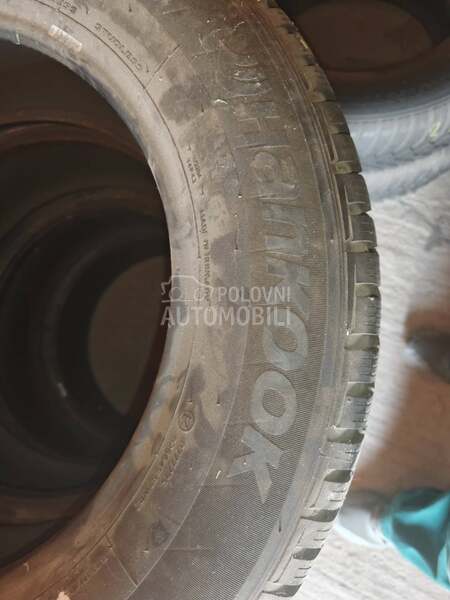 Hankook 225/65 R17 Zimska
