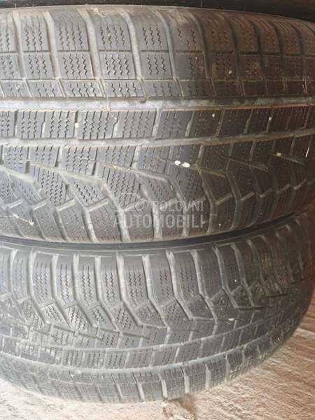 Hankook 225/65 R17 Zimska