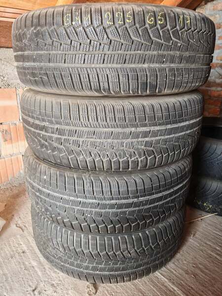 Hankook 225/65 R17 Zimska