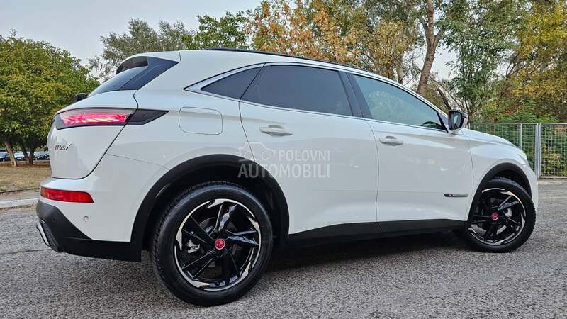 DS 7 1.5 Performance Line