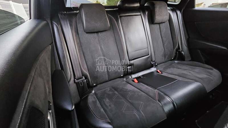 DS 7 1.5 Performance Line