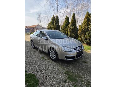 Delovi za Volkswagen Jetta 2.0Fsi 2006. god.