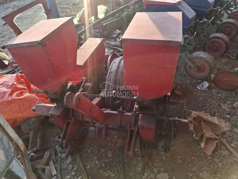 IMT dvoredna sejalica