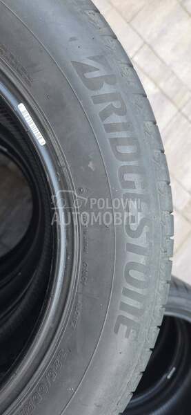 Bridgestone 225/65 R17 Letnja