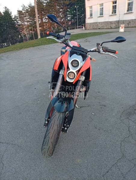 KTM 690duke