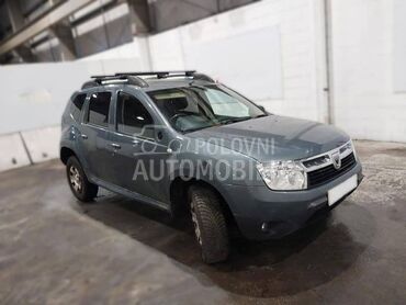 Dacia Duster 1.5 4x4 2013. god. -  kompletan auto u delovima