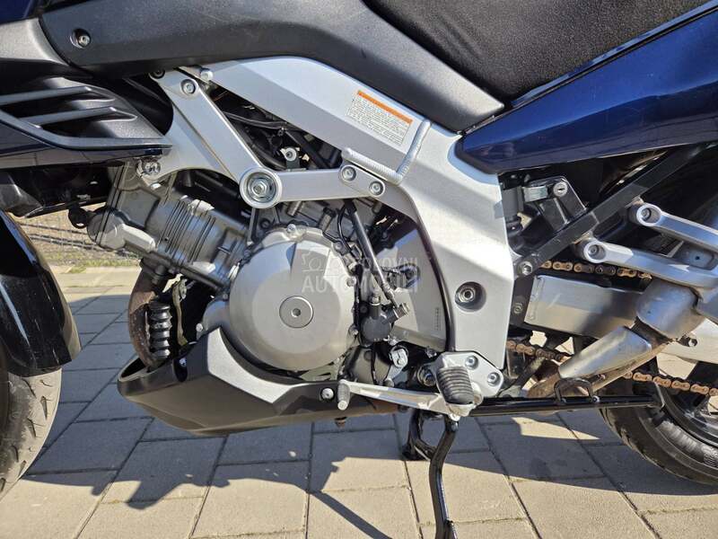 Suzuki DL 1000 V STROM 1000 CH