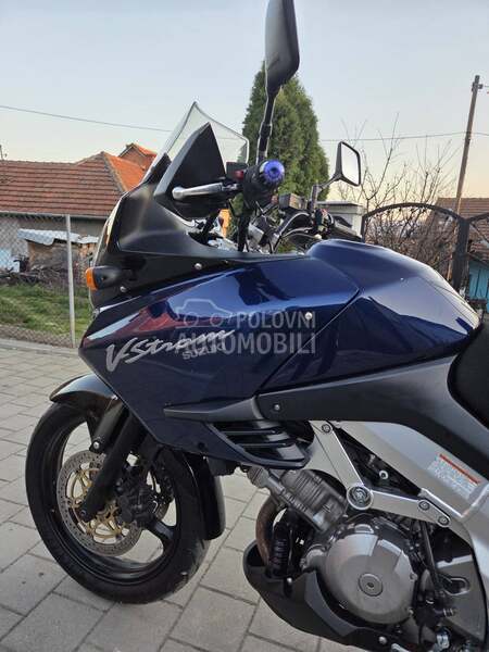 Suzuki DL 1000 V STROM 1000 CH