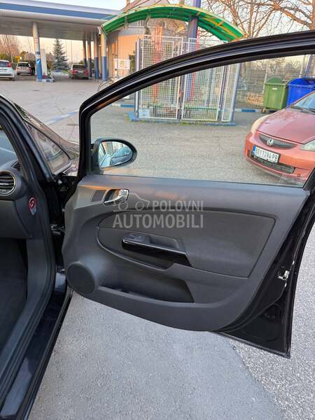 Opel Corsa D 1.2