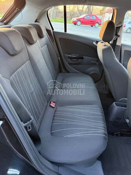 Opel Corsa D 1.2