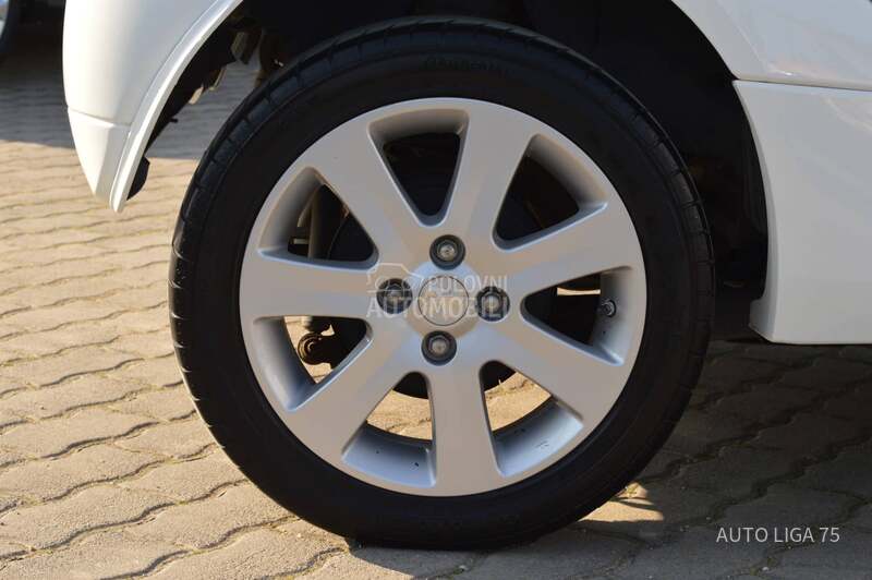 Peugeot Ion Active N1