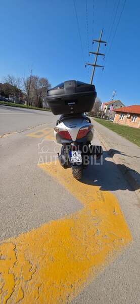 Honda silver wing 400