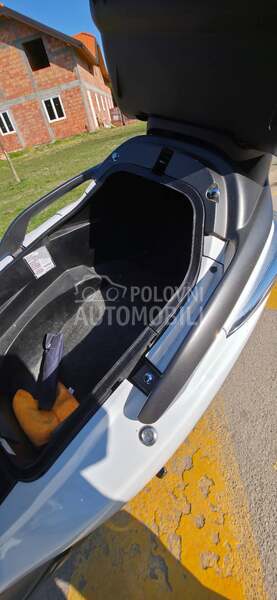 Honda silver wing 400