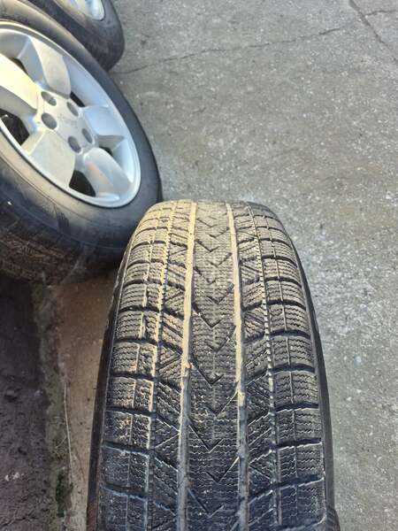 Continental 235/65 R17 Sve sezone