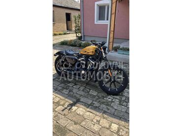 Harley Davidson Sportster Iron 883