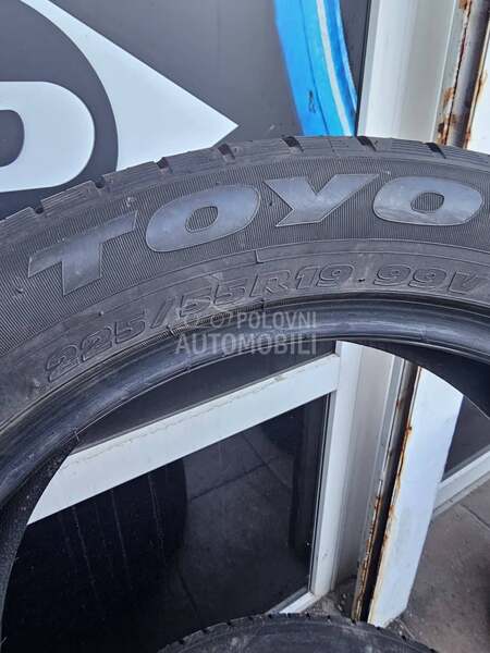 Toyo 225/55 R21 Letnja