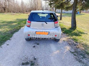 Toyota iQ IQ