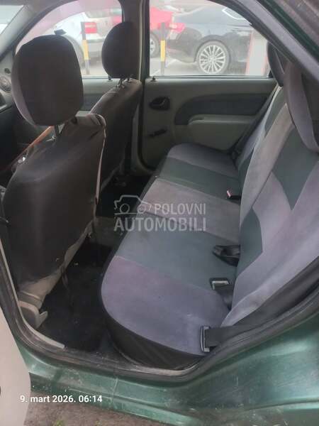 Dacia Logan 