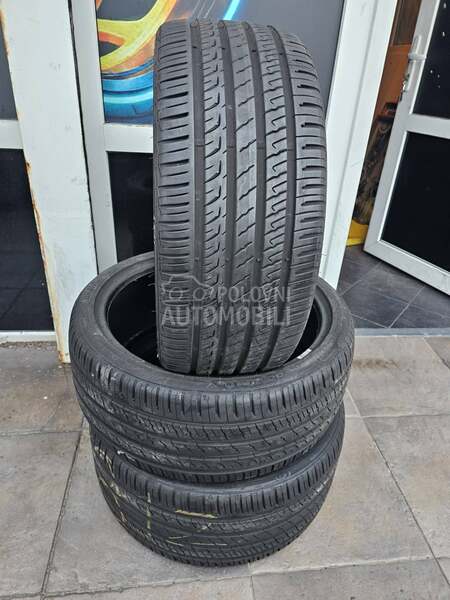 Barum 245/35 R20 Letnja