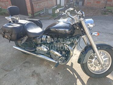 Triumph America 900