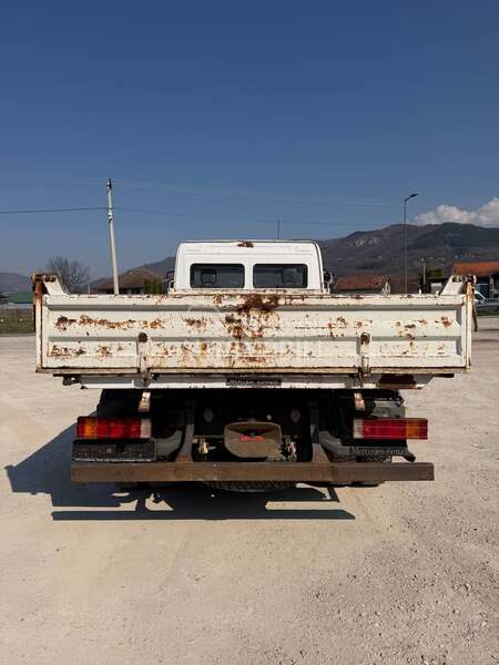 Mercedes Benz Atego 815