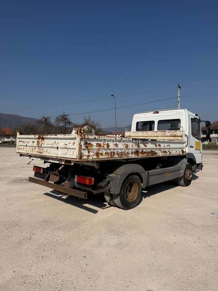 Mercedes Benz Atego 815