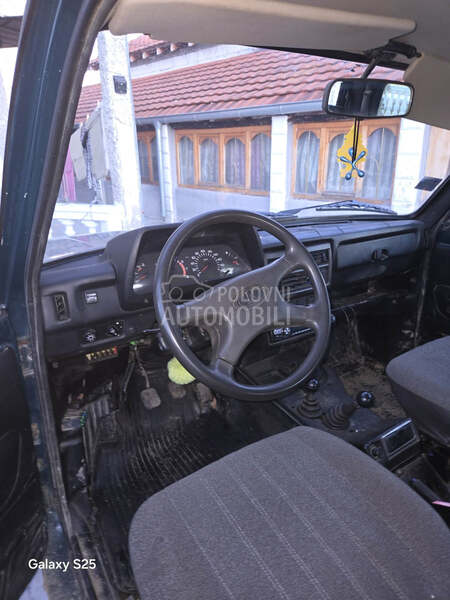 Lada Niva 