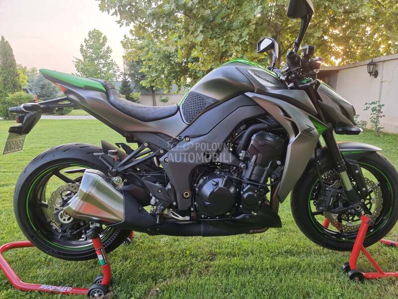 Kawasaki Z1000