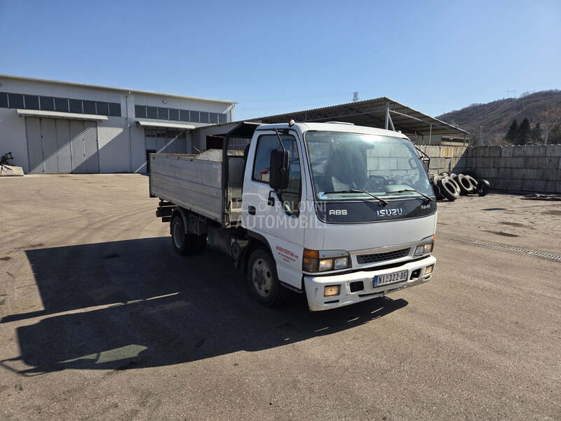 Isuzu NPR